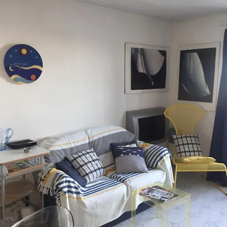Les Remparts Apartman